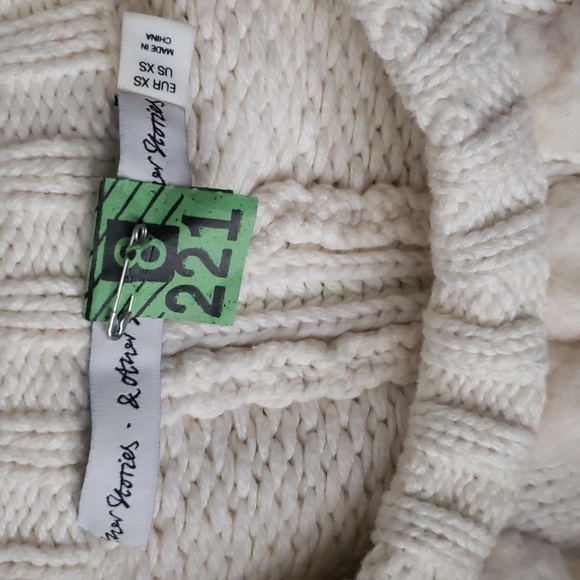 & Other Stories Chunky Cable Sweater Size XS - Picture 13 of 16